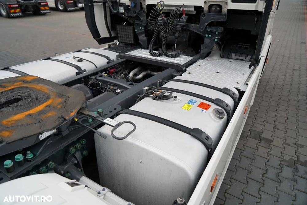 Scania S 530 / V8 / RETARDER / I-PARK COOL / PLATĂ JOSĂ / PIELE / - 17