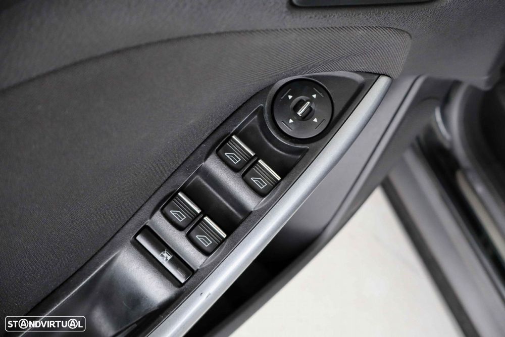 Ford Focus SW 1.6 TDCi Trend - 10