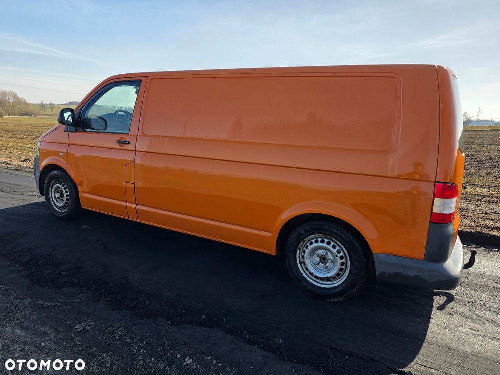 Volkswagen Transporter - 5
