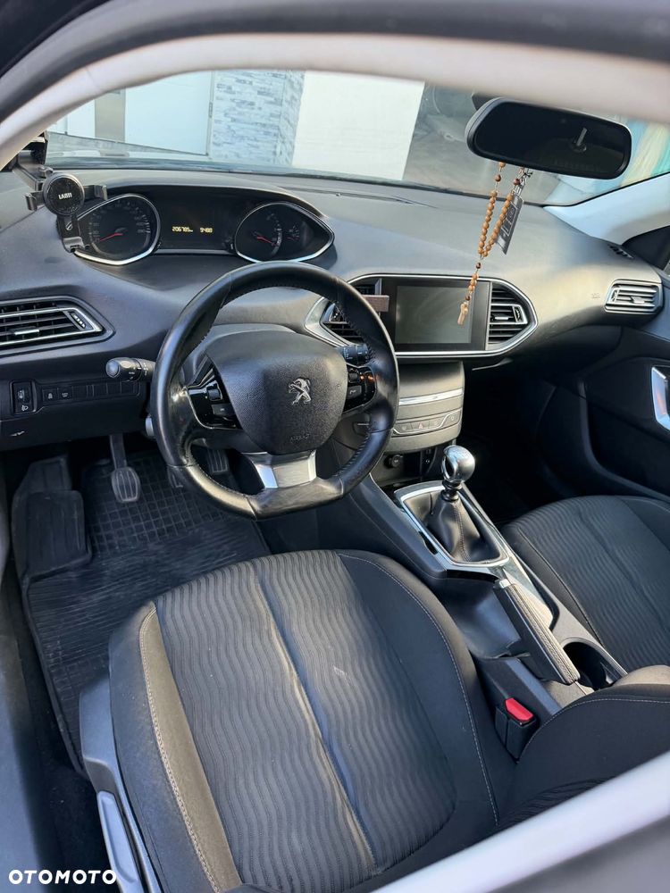 Peugeot 308 1.6 BlueHDi Active S&S - 9