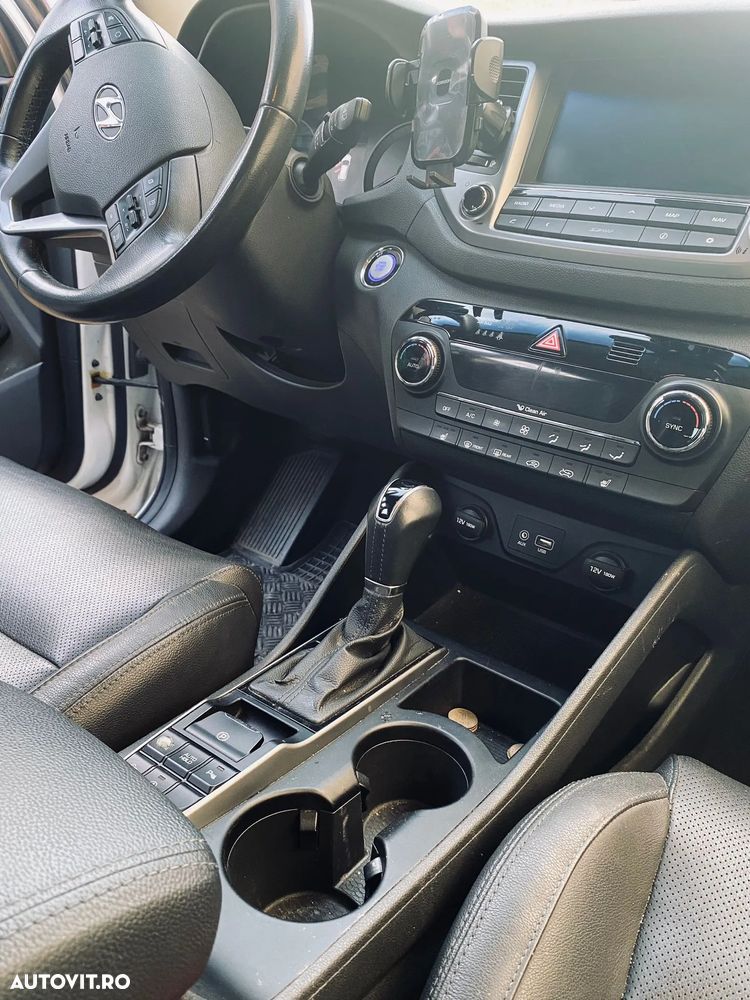 Hyundai Tucson - 13