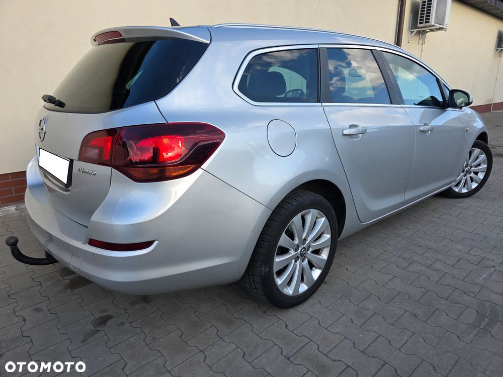 Opel Astra 1.4 Turbo - 4