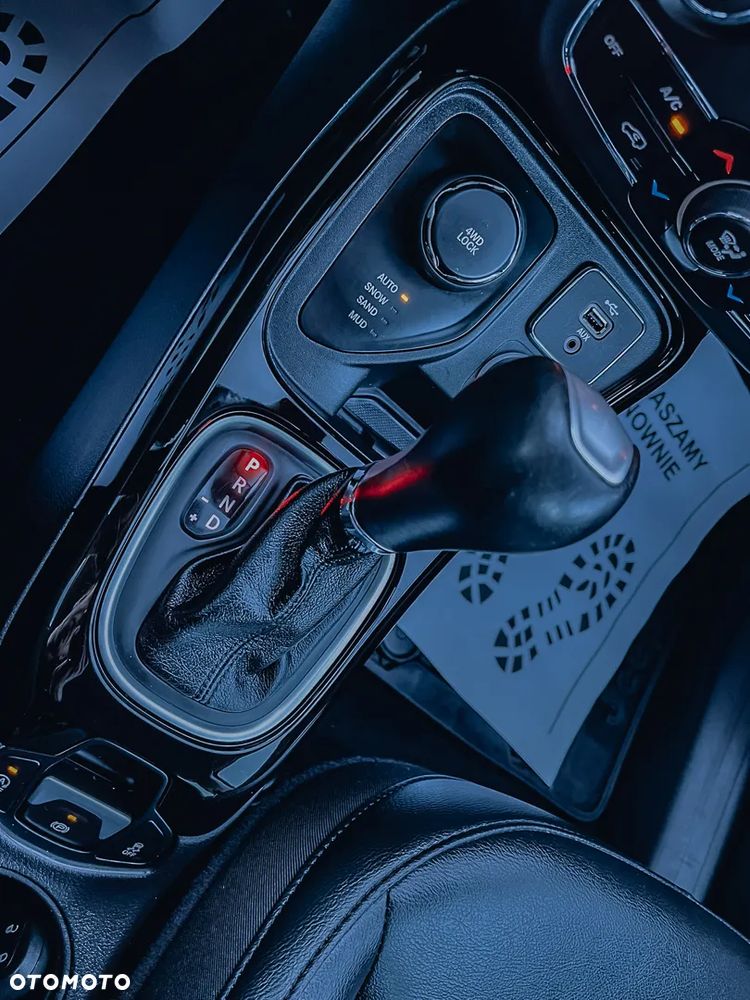 Jeep Compass 2.0 MJD Night Eagle 4WD S&S - 24