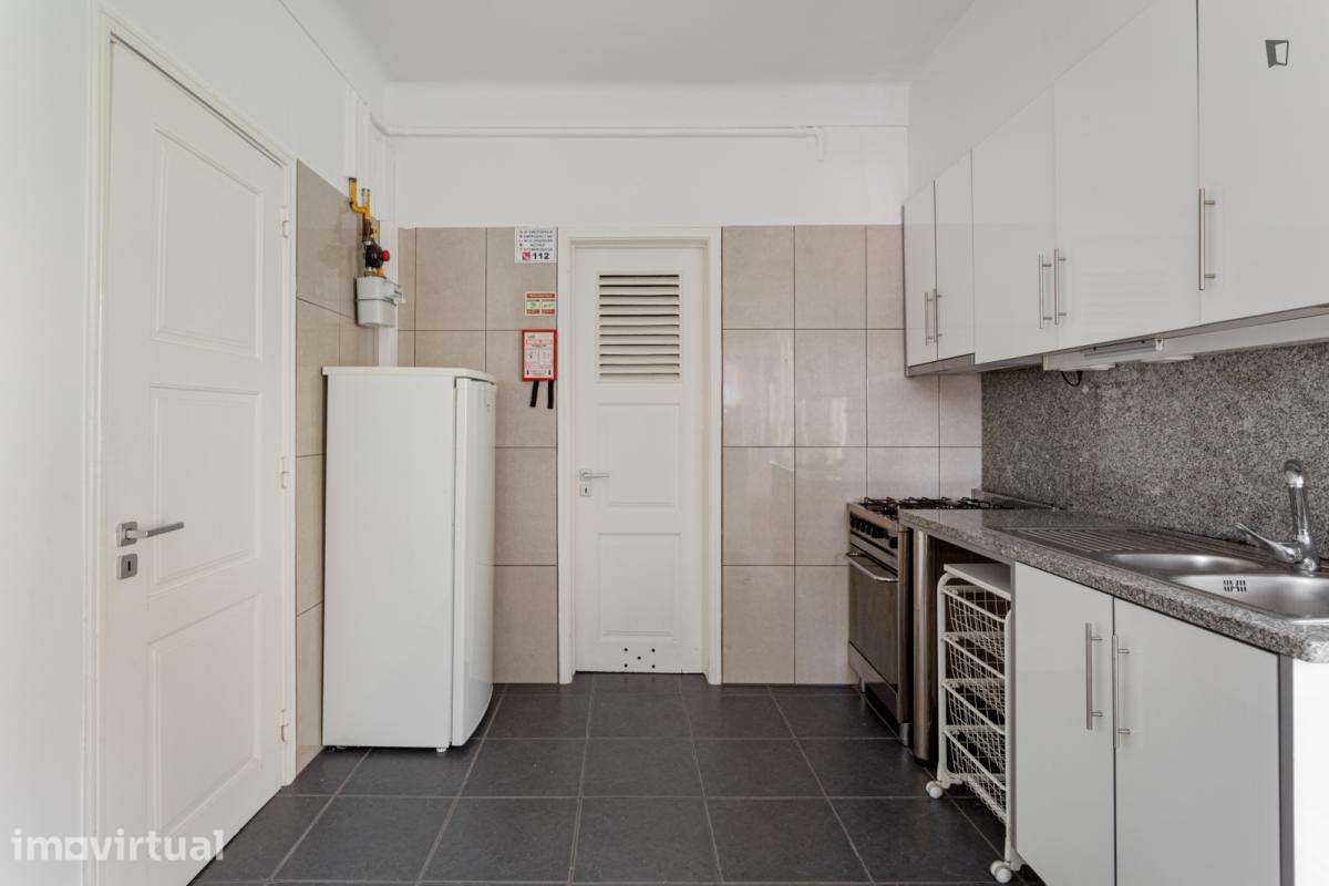Quarto - localizado em Alvalade Lisbon - Grande imagem: 5/24