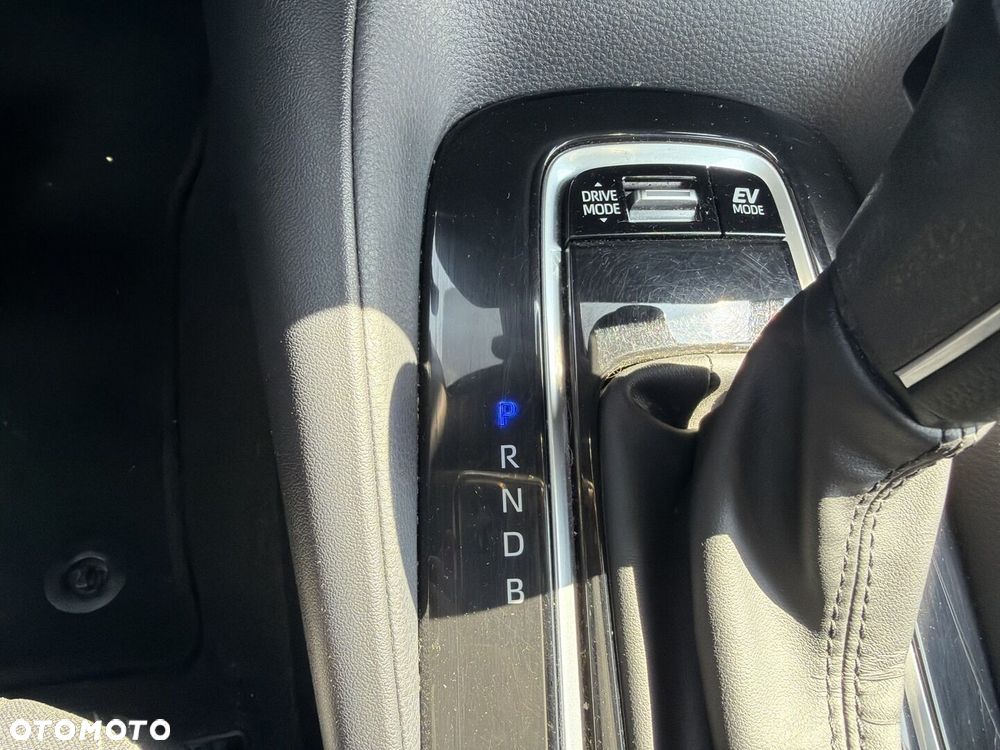 Toyota Corolla 1.8 Hybrid Comfort - 20