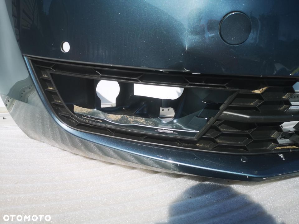 SKODA OCTAVIA III 12- ZDERZAK PRZEDNI PRZÓD NA SPRYSKI + 4 X PDC 4XPDC , nr aukcji NZ244 - 6