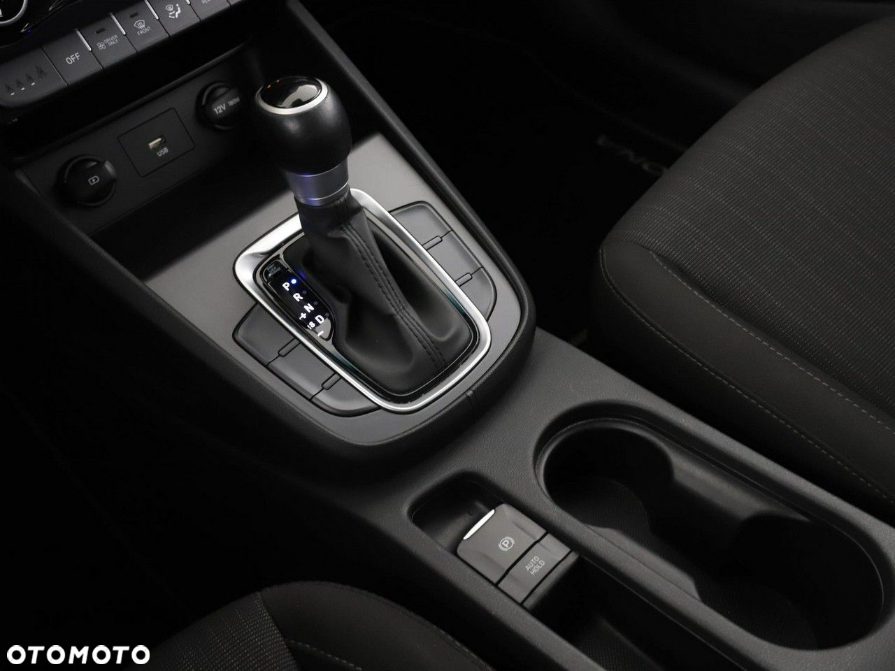 Hyundai Kona 1.6 GDI Hybrid Modern DCT - 26