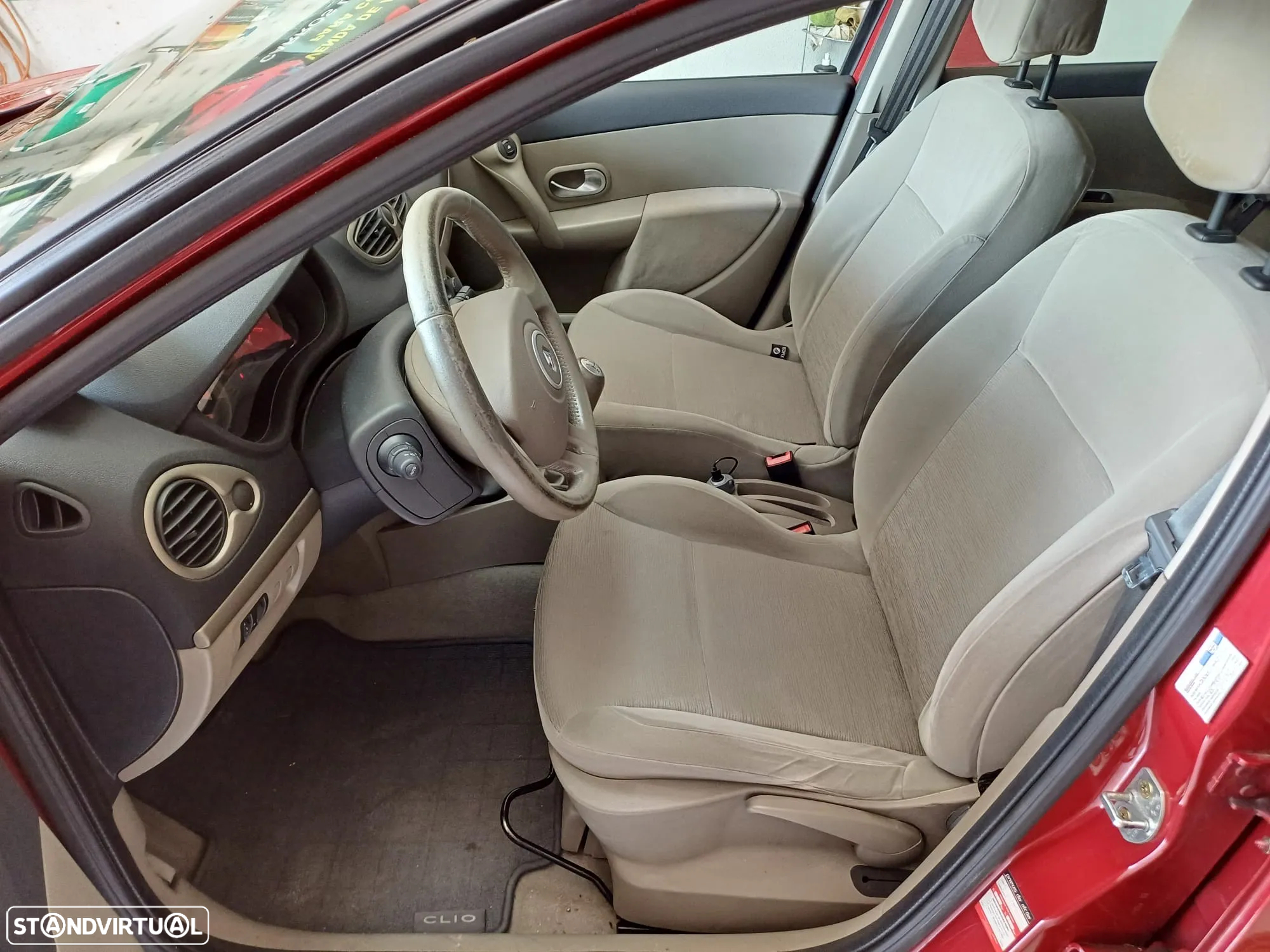 Renault Clio 1.2 16V Confort Dynamique - 6