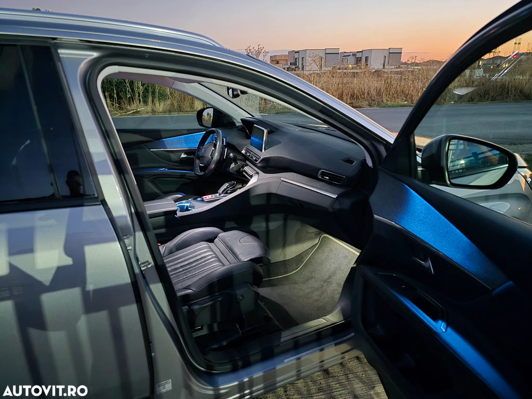 Peugeot 5008 1.2 Puretech Allure Aut. - 19