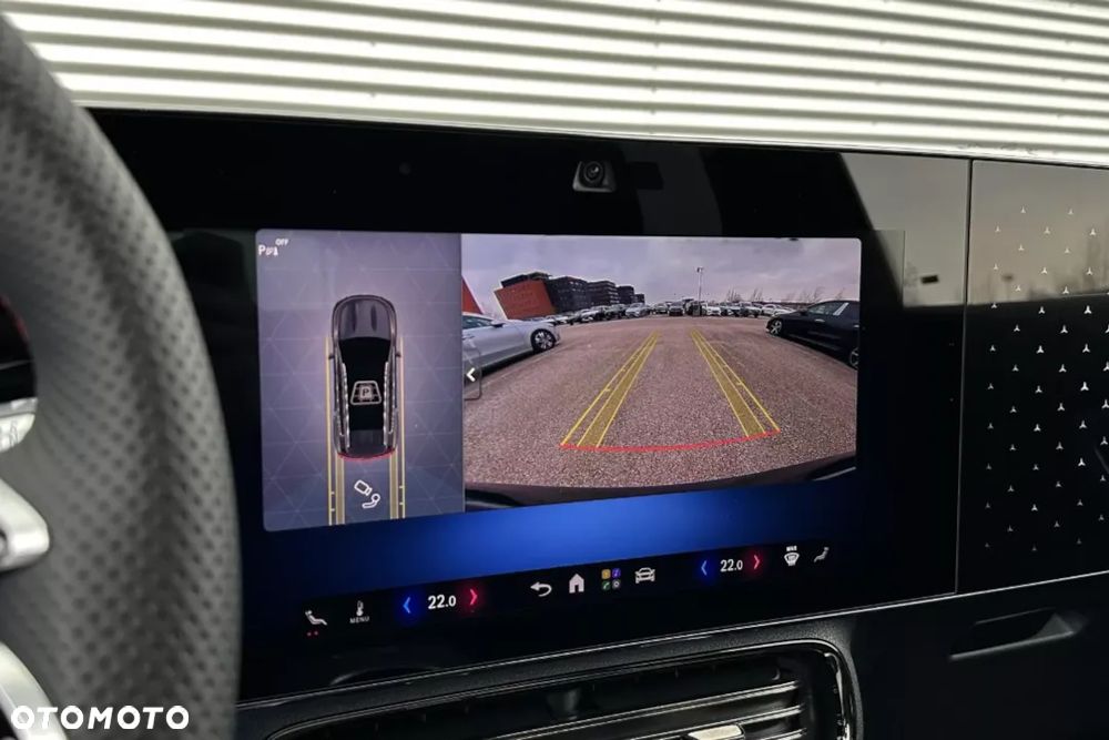 Mercedes-Benz GLB 250+ EQ - 16