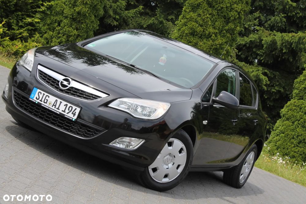Opel Astra 1.4 Sport - 1