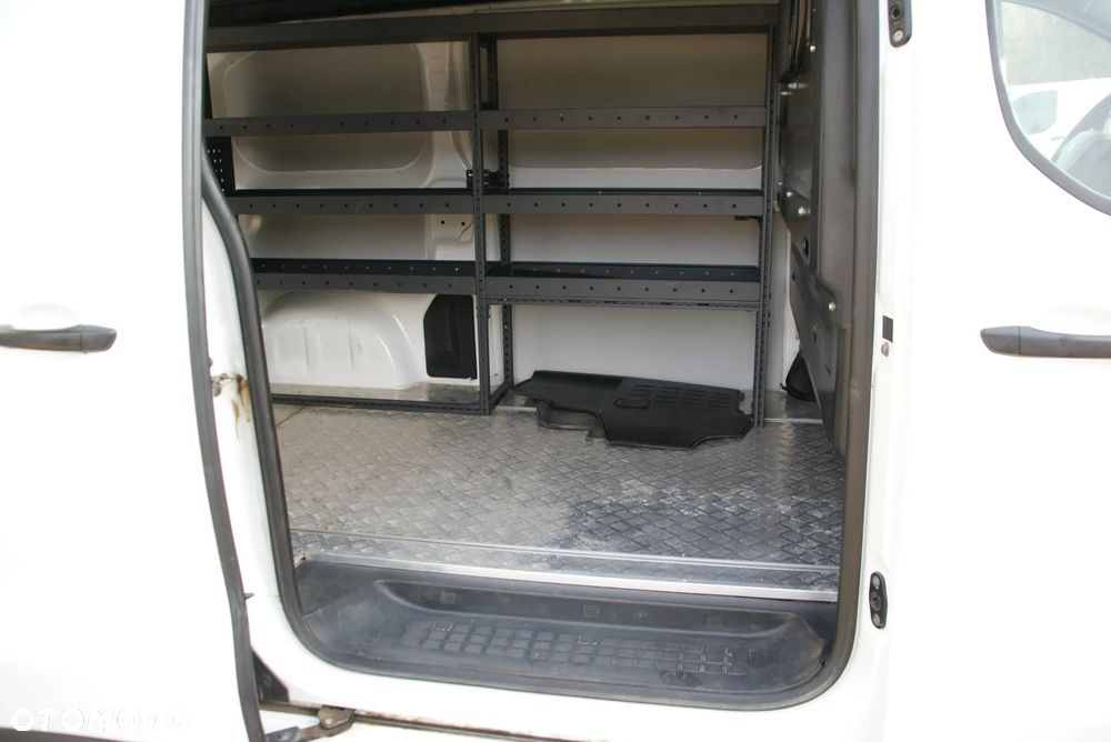 Peugeot Expert - 10