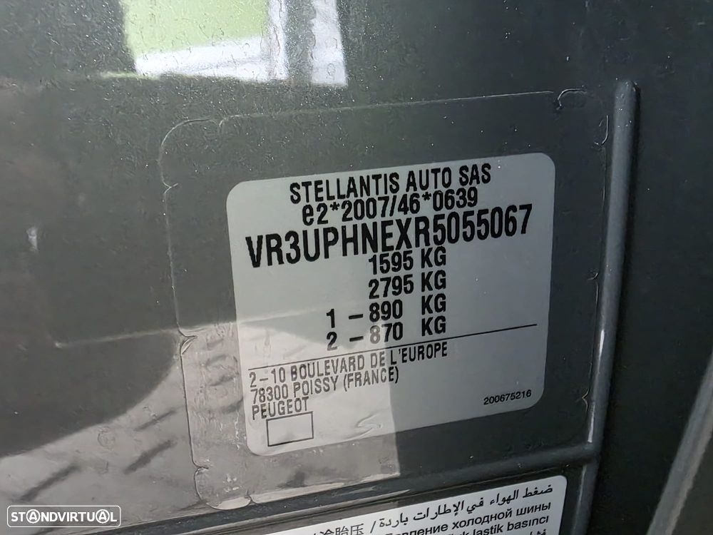 Peugeot 208 - 11