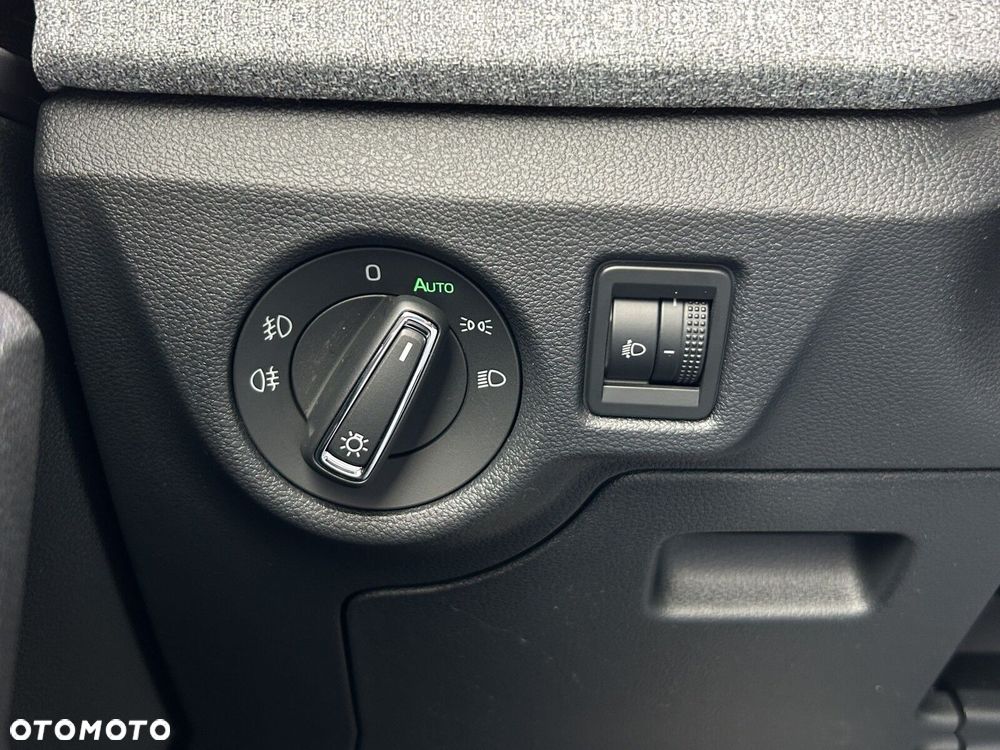 Skoda Kamiq 1.0 TSI Drive DSG - 24