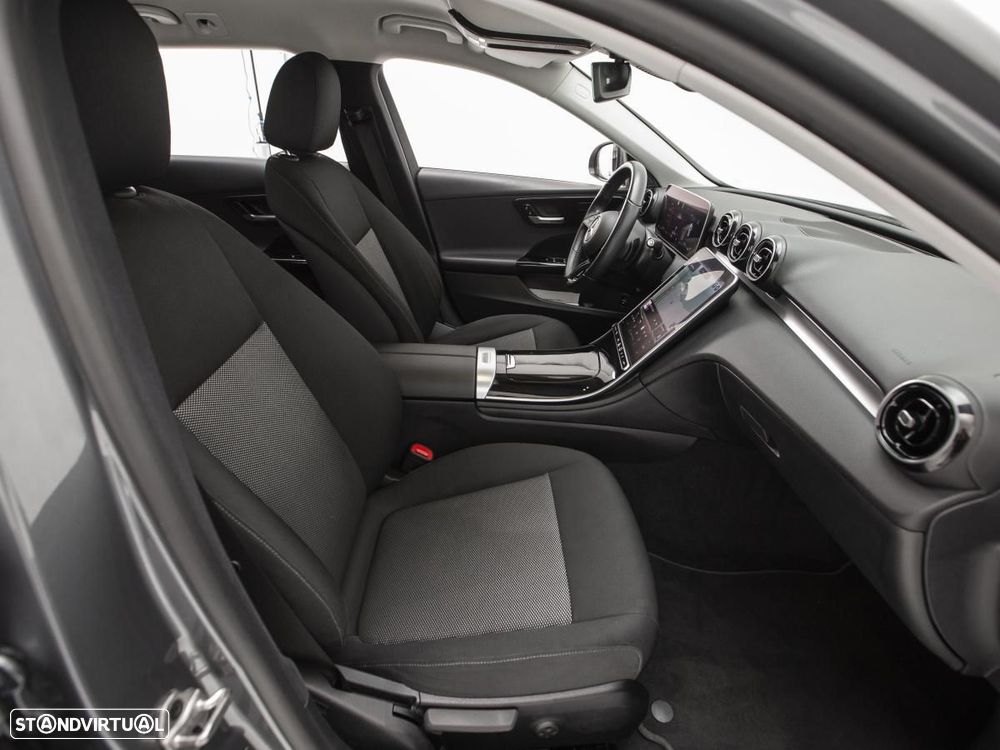 Mercedes-Benz C 220 d - 12