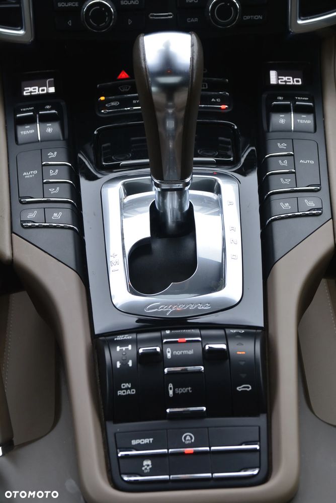 Porsche Cayenne S Tiptronic S - 31