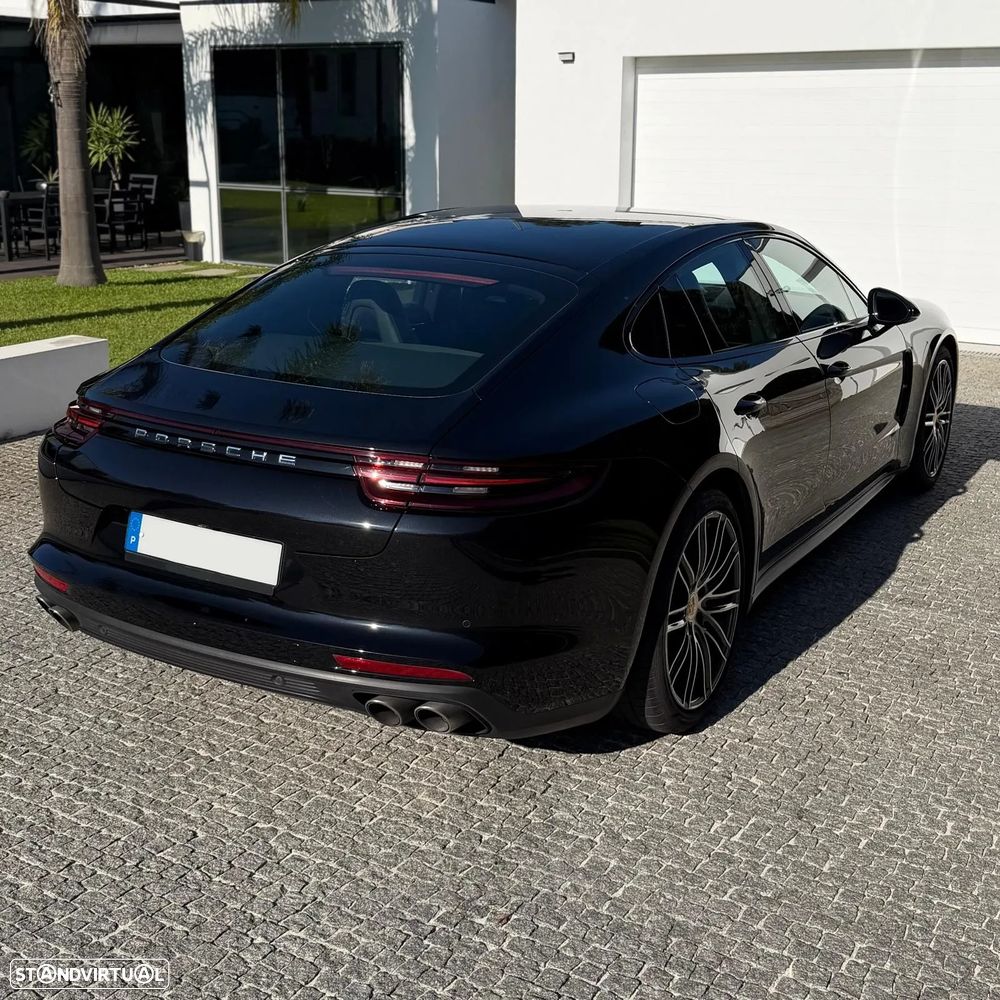 Porsche Panamera 4 S - 3