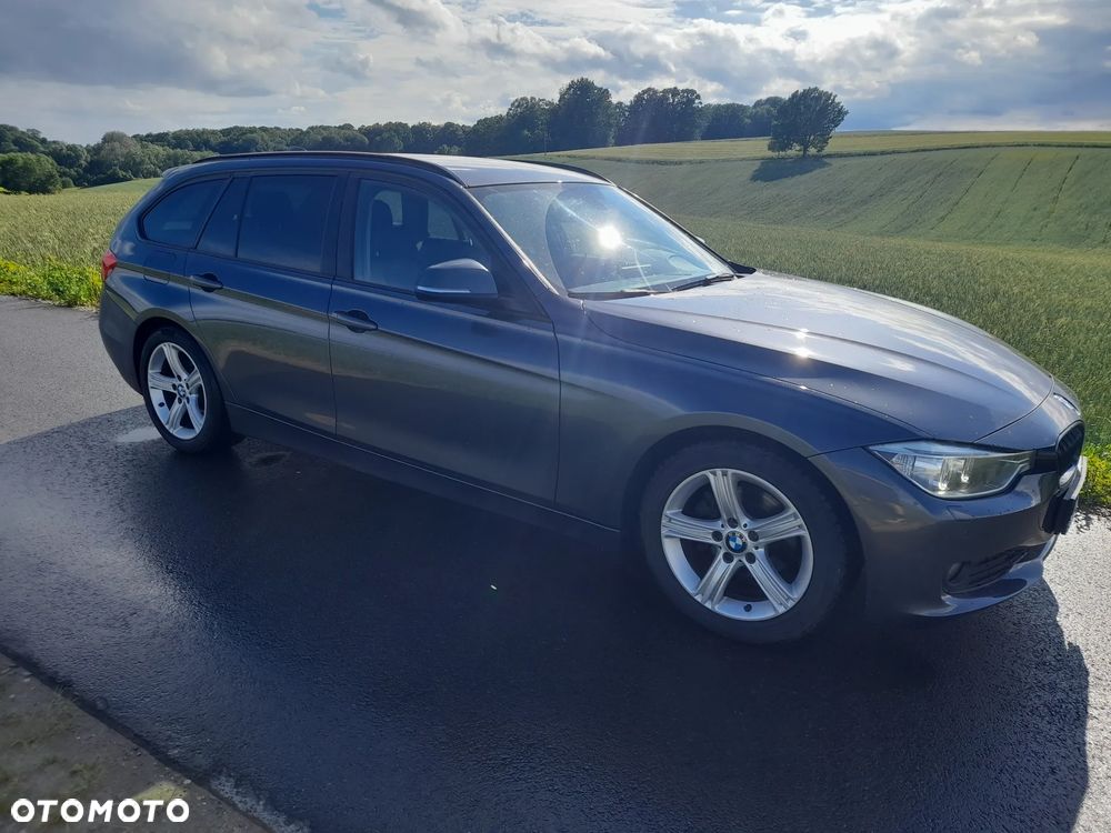 BMW Seria 3 320d Efficient Dynamics - 2