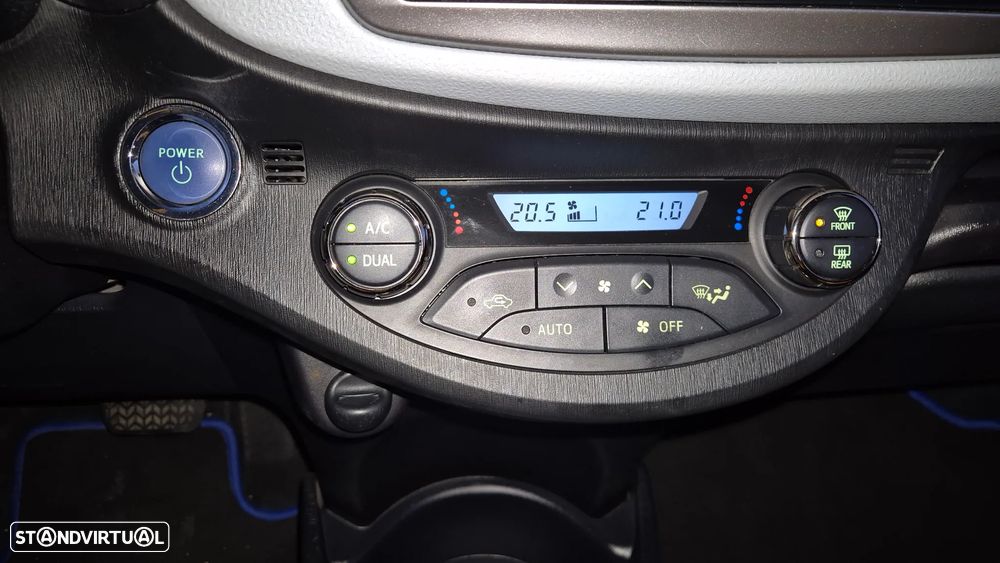 Toyota Yaris - 18