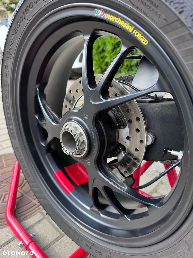 Ducati Panigale V4S - 19