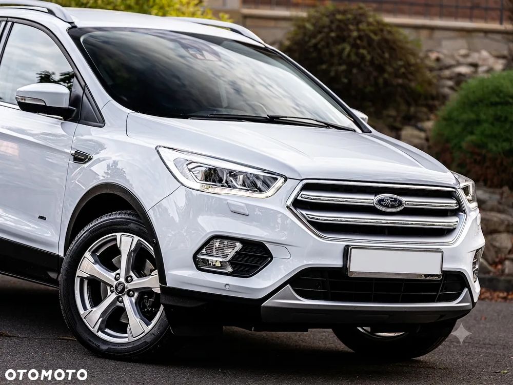 Ford Kuga 1.5 EcoBoost 4x4 Titanium - 33