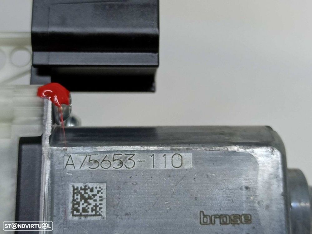 MOTOR ELEVADOR TRASEIRO DIREITO FORD FIESTA (CE1) TREND+ - 6