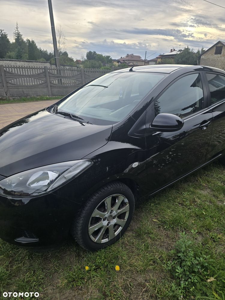 Mazda 2 - 4