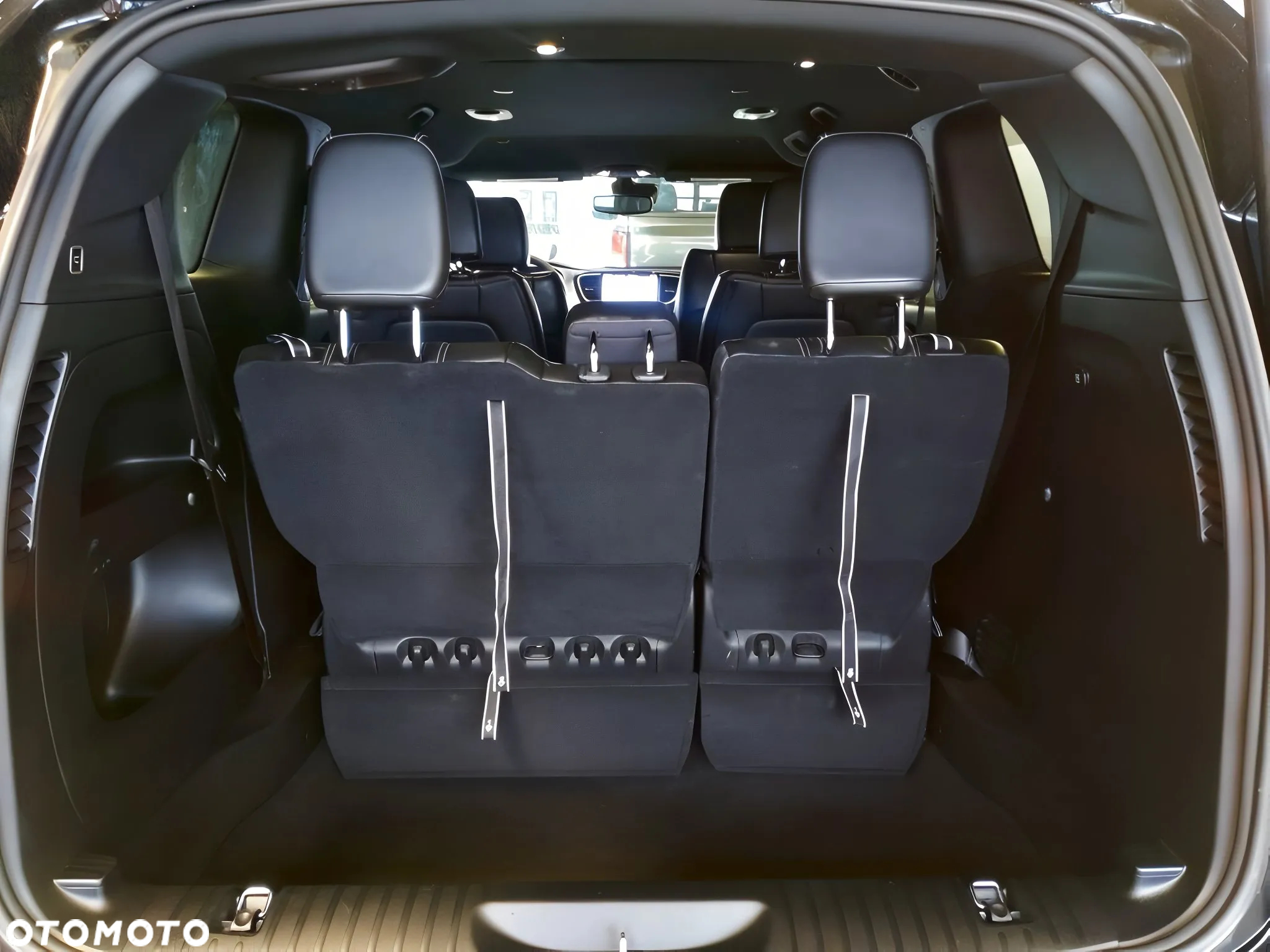 Chrysler Pacifica - 14
