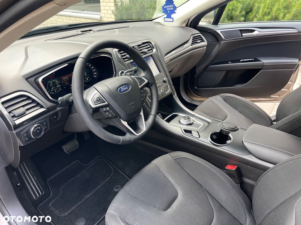 Ford Mondeo - 21