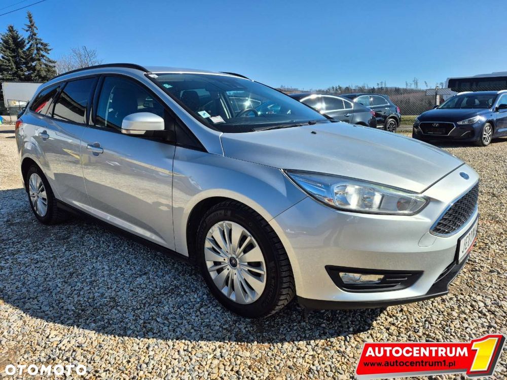 Ford Focus - 11