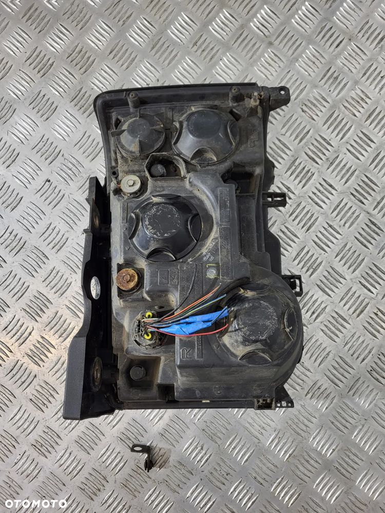 Land Rover Discovery II Lift Lampa Przód - 12