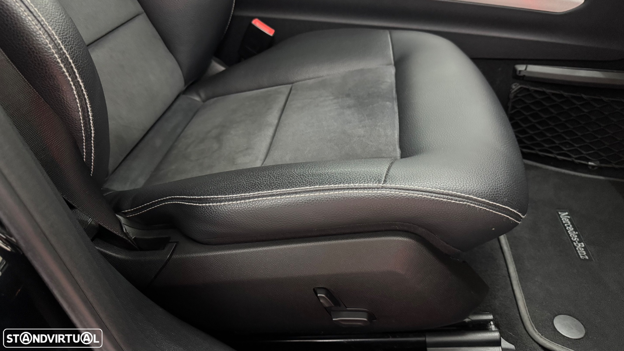 Mercedes-Benz E 250 CDi Avantgarde BE 4-Matic 150g - 26