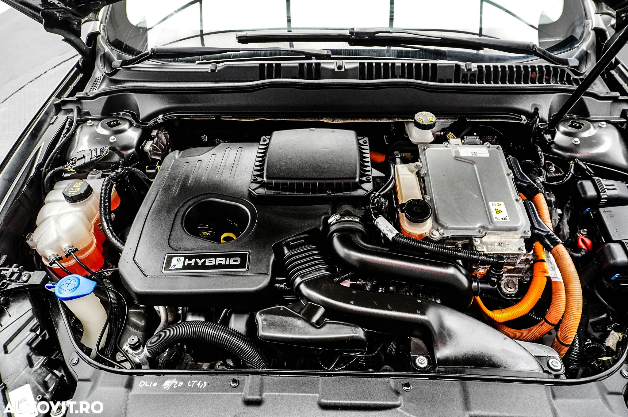 Ford Mondeo Vignale 2.0 Hybrid - 34