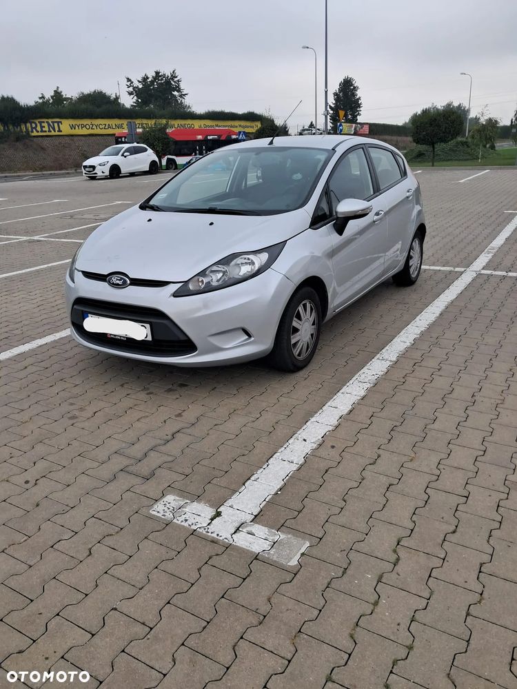 Ford Fiesta - 2