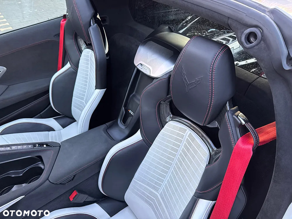 Chevrolet Corvette Stingray 3LT 6.2 V8 Automatik - 25