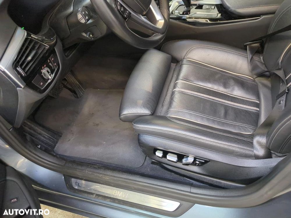 BMW Seria 5 520i Aut. - 7