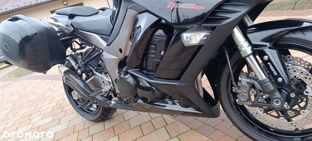 Kawasaki Ninja 1000 SX - 31