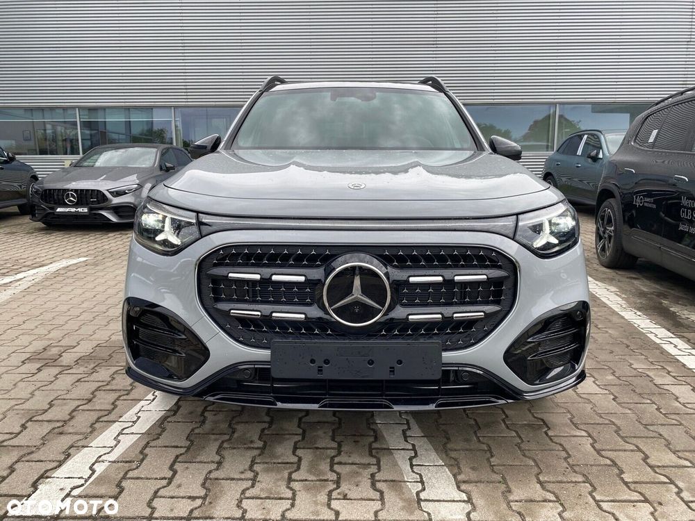 Mercedes-Benz GLB - 6