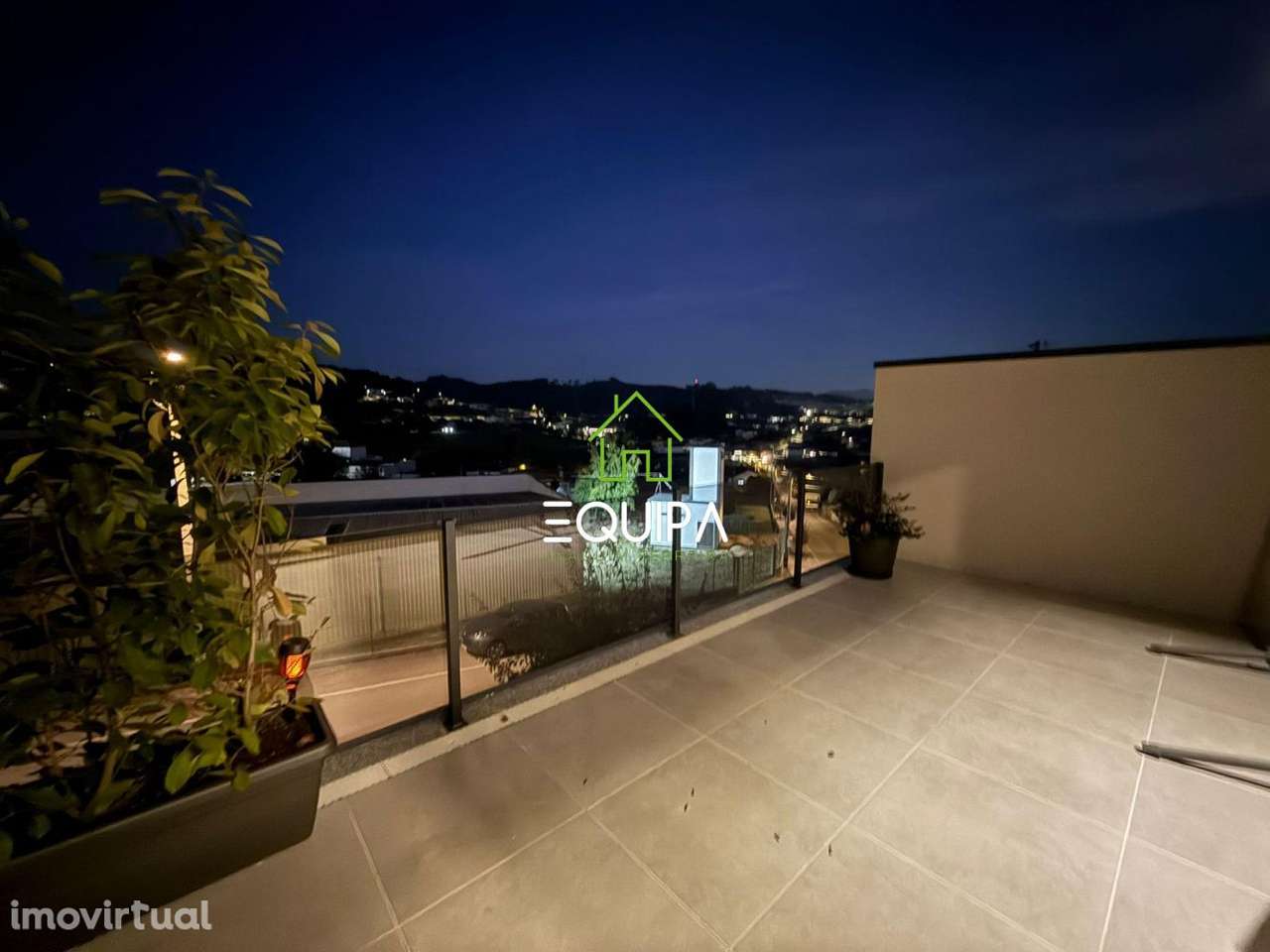 Moradia T3 em banda Guardizela, Guimarães - Grande imagem: 2/15