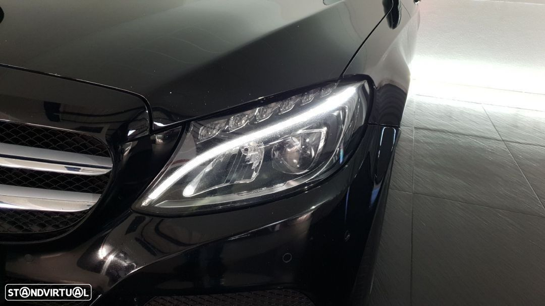 Mercedes-Benz C 300 h Exclusive - 9