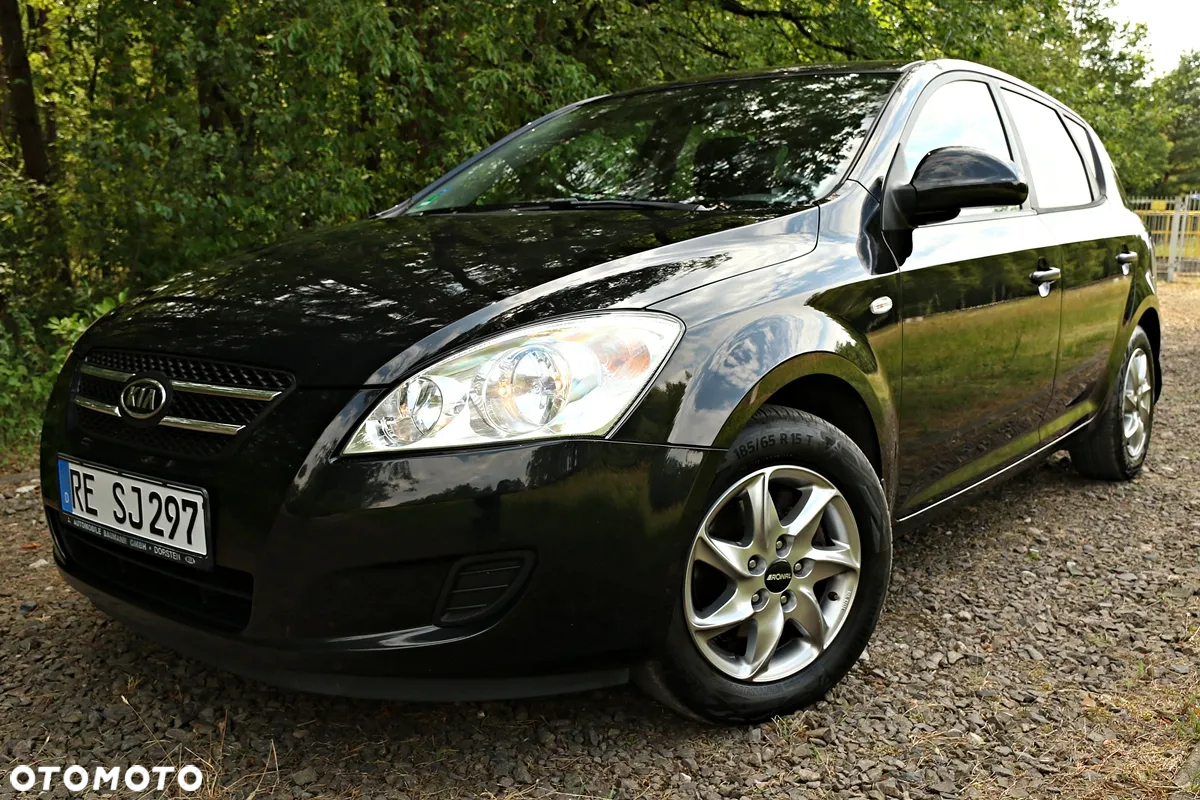 Kia Ceed - 15