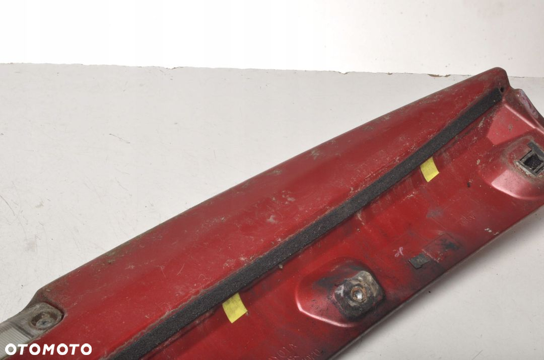 TOYOTA PRIUS II SPOILER LISTWA KLAPY - 6
