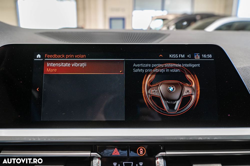 BMW Seria 3 320d Aut. Sport Line - 34