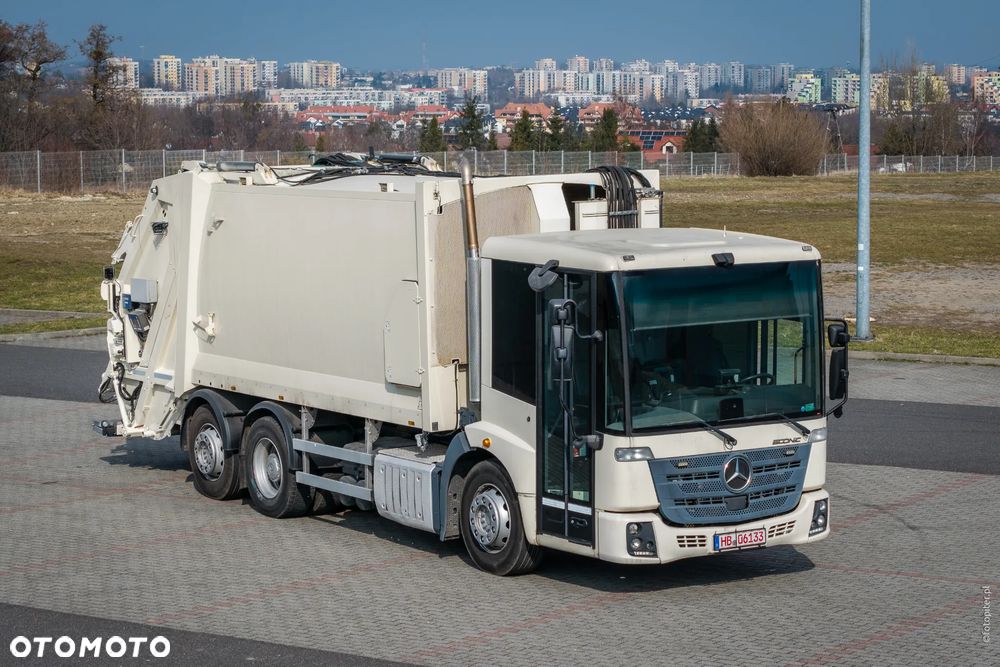 Mercedes-Benz Econic - 2