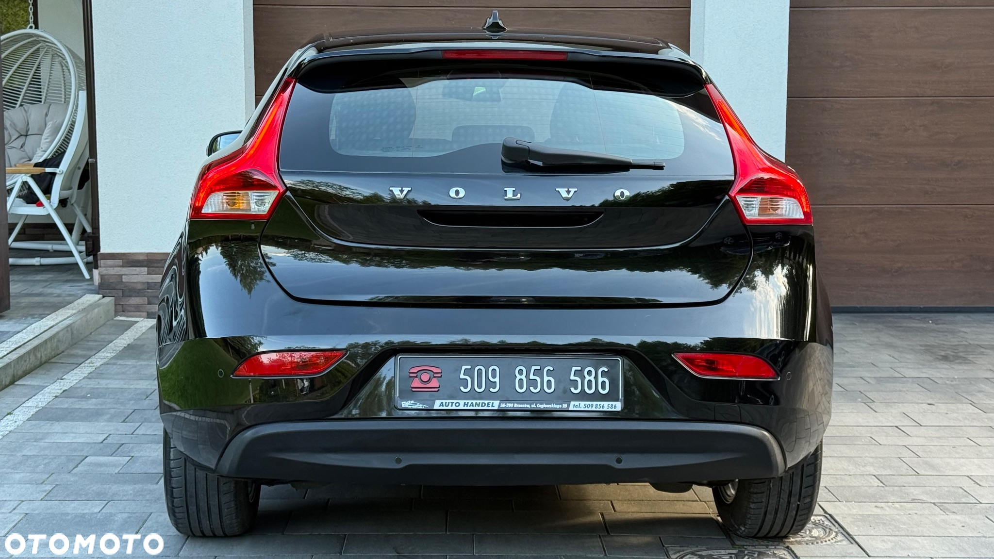Volvo V40 - 25