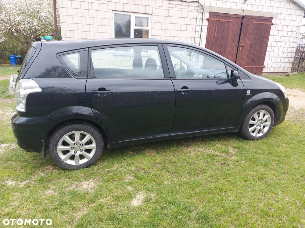 Toyota Corolla Verso 2.0 D-4D - 2
