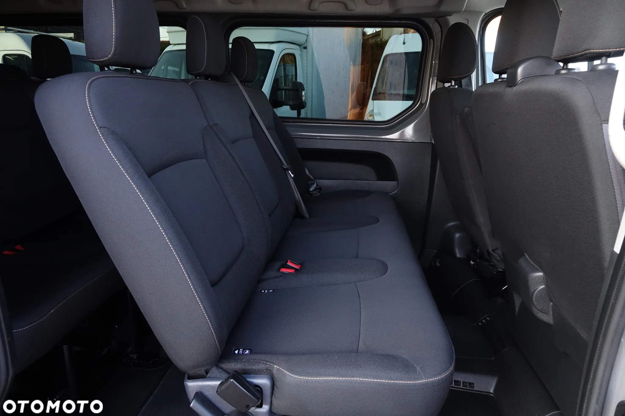 Renault Trafic - 13