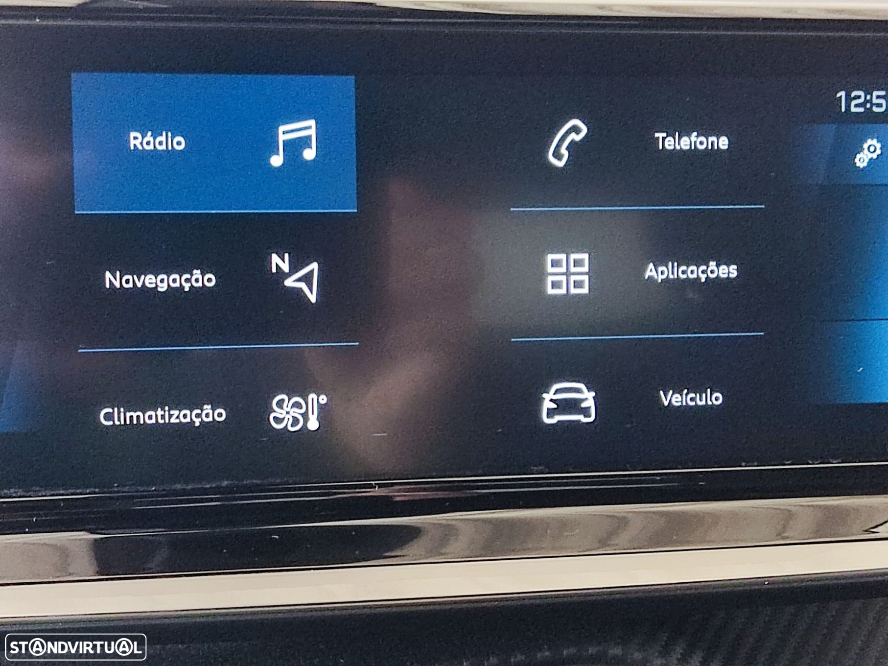 Peugeot 2008 1.2 PureTech Allure EAT8 - 11