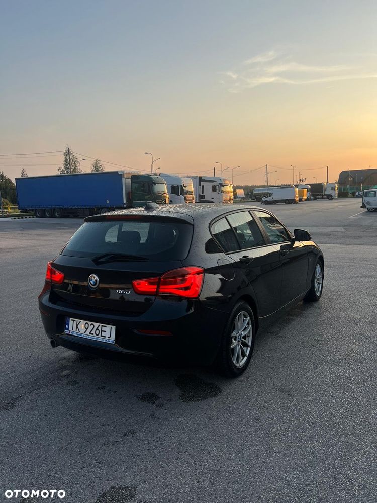 BMW Seria 1 116d - 4