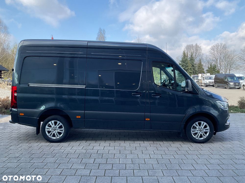 Mercedes-Benz Sprinter 319 - 7